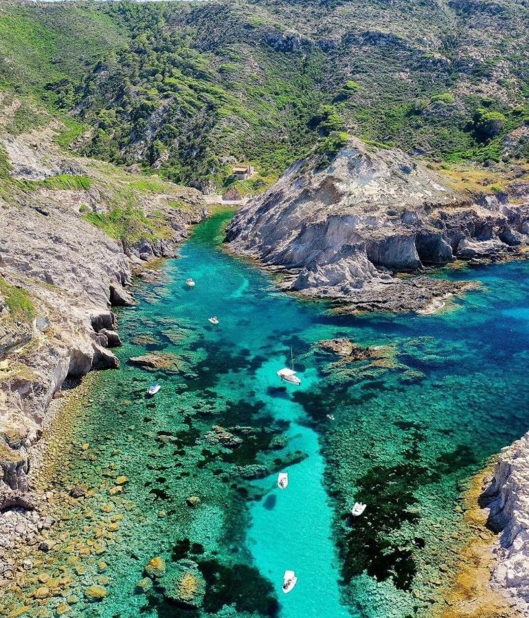 Domus Deiana Case Vacanza San Giovanni Suèrgiu Exteriör bild