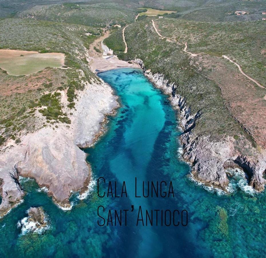 Domus Deiana Case Vacanza San Giovanni Suèrgiu Exteriör bild