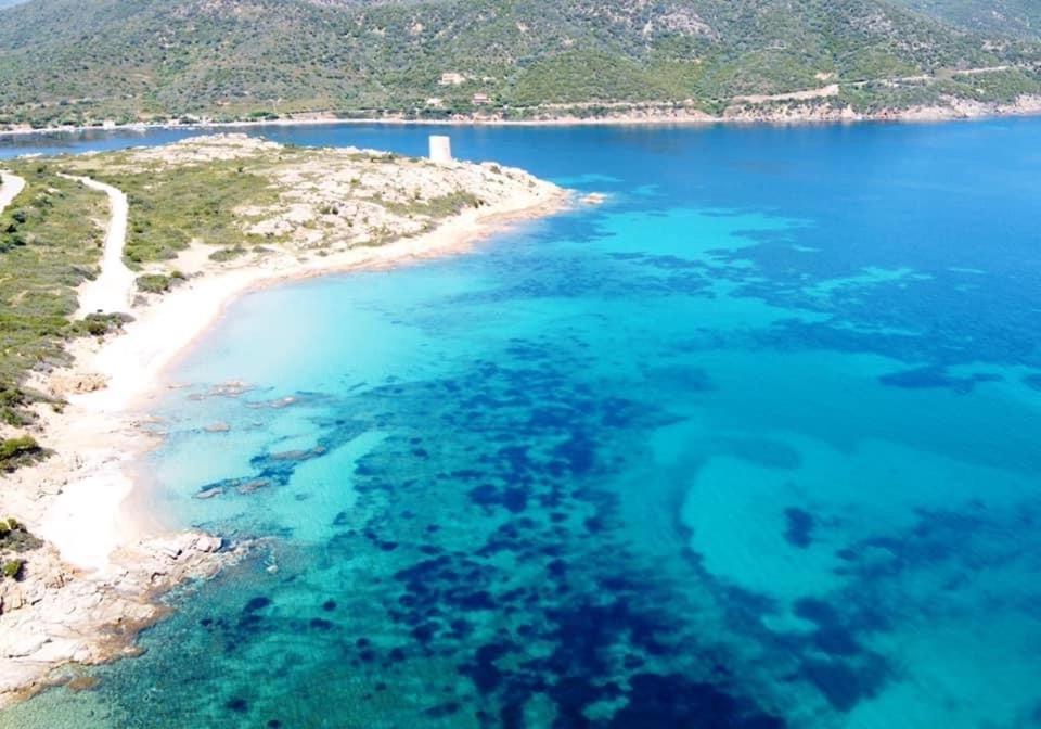 Domus Deiana Case Vacanza San Giovanni Suèrgiu Exteriör bild